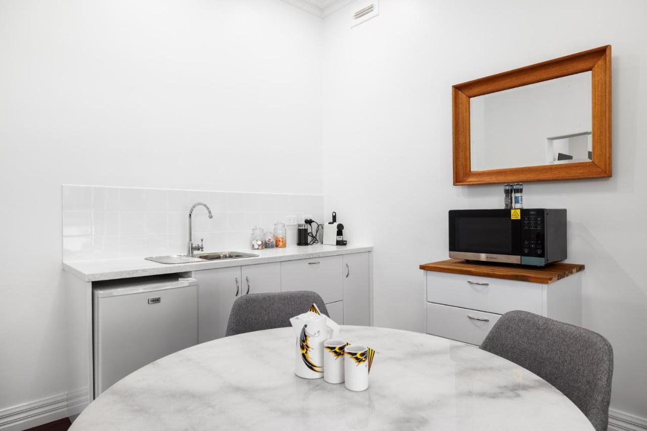 Deco Beach Luxury Apartments Port Lincoln Eksteriør billede