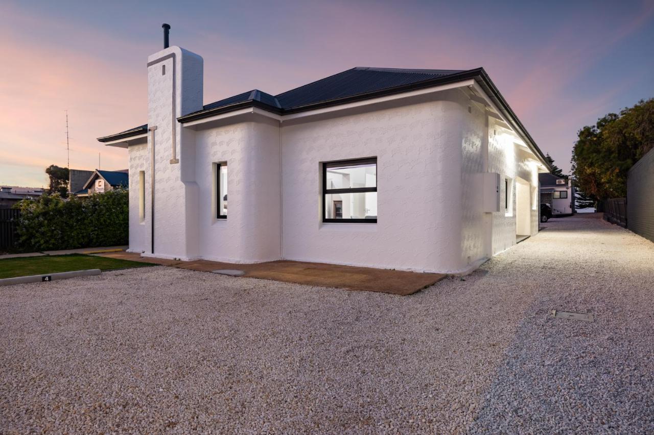 Deco Beach Luxury Apartments Port Lincoln Eksteriør billede