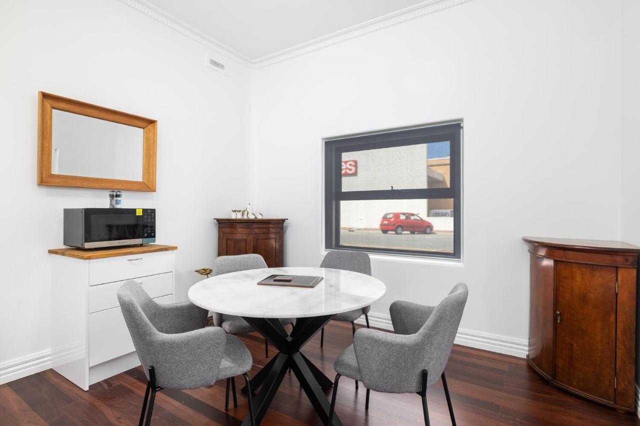 Deco Beach Luxury Apartments Port Lincoln Eksteriør billede