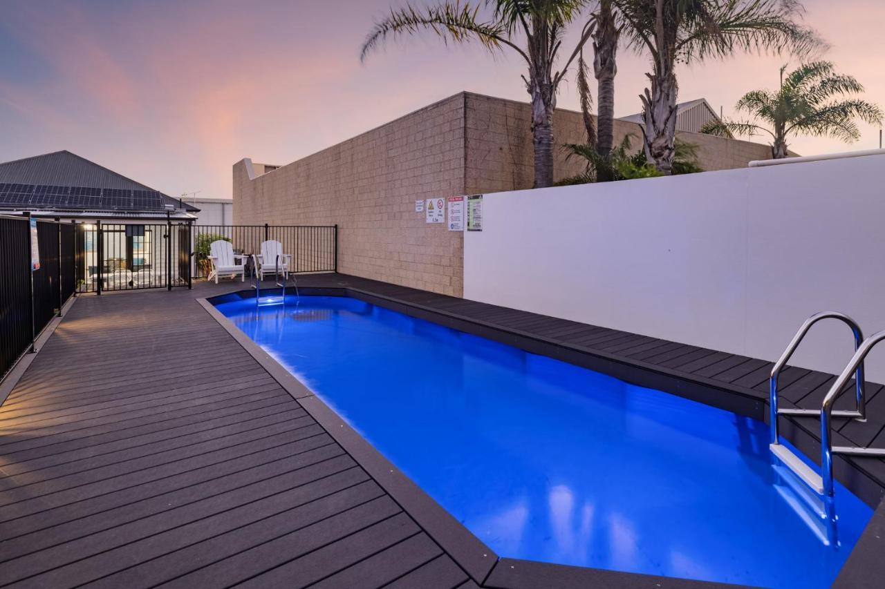 Deco Beach Luxury Apartments Port Lincoln Eksteriør billede
