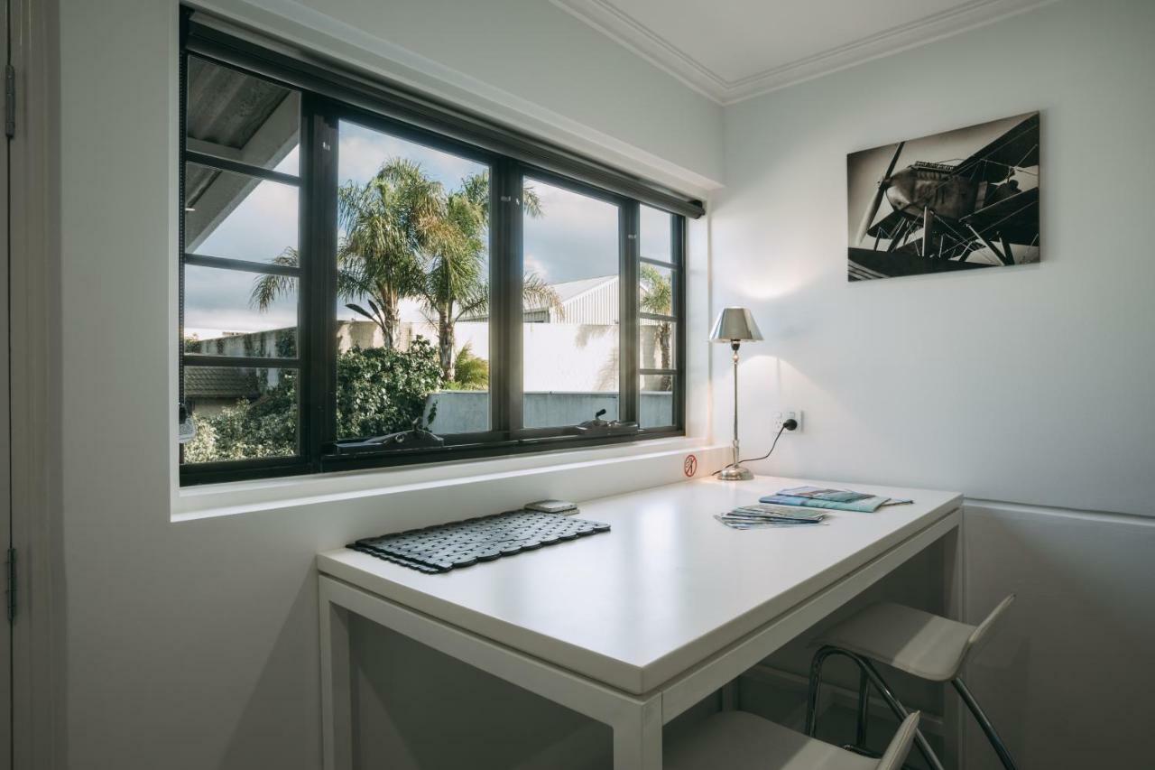 Deco Beach Luxury Apartments Port Lincoln Eksteriør billede
